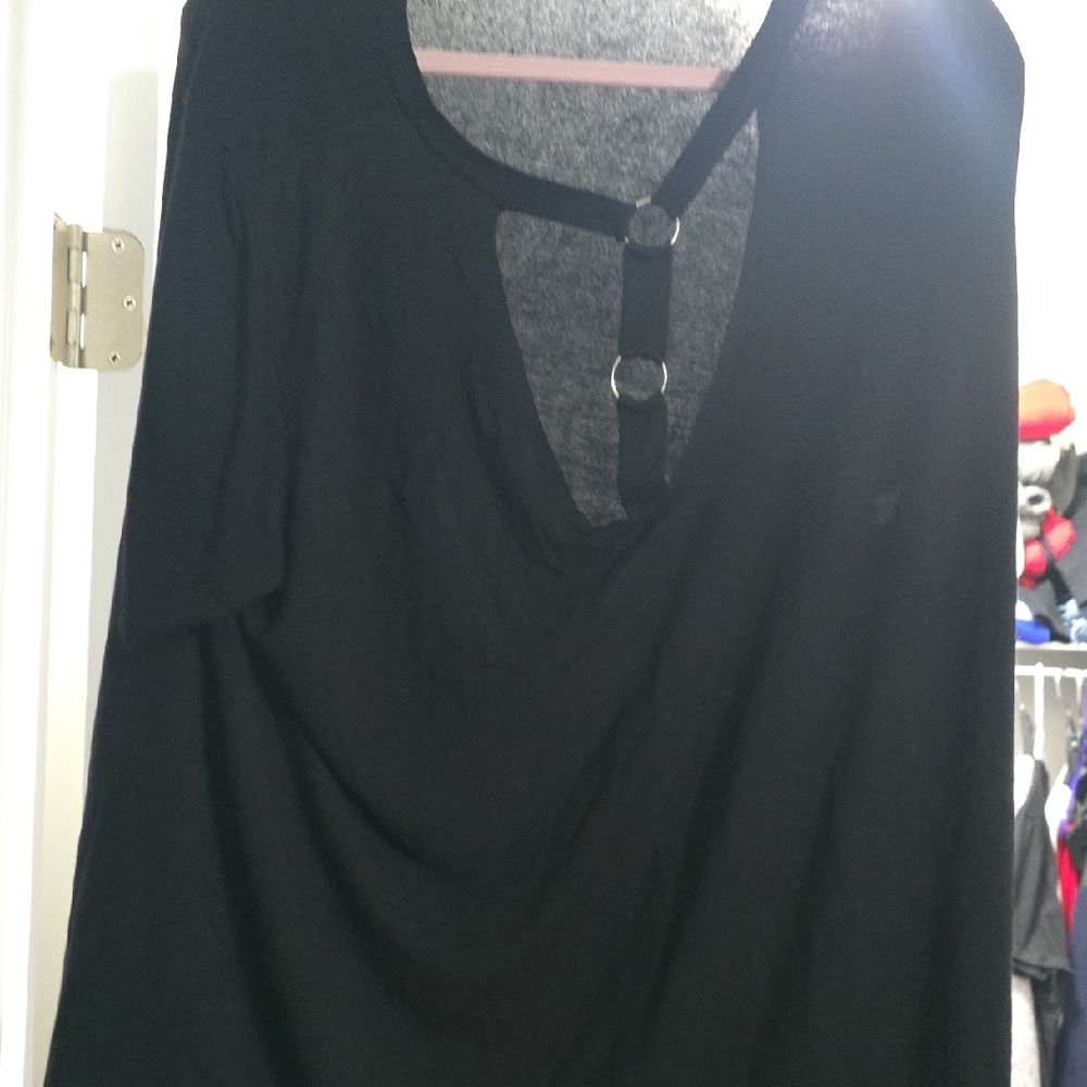 Torrid Short Sleave Casual Top. Strap Detail On Front. Size 3